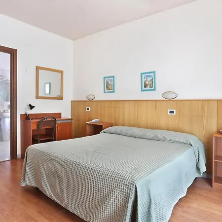 Hotel Daisy Marina di Massa