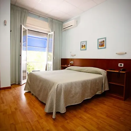 Hotel Daisy Marina di Massa