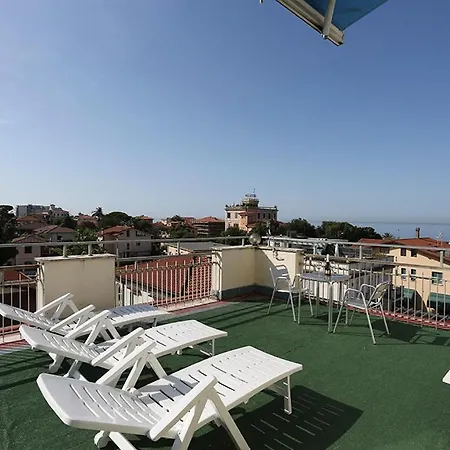 Daisy 3* Marina di Massa